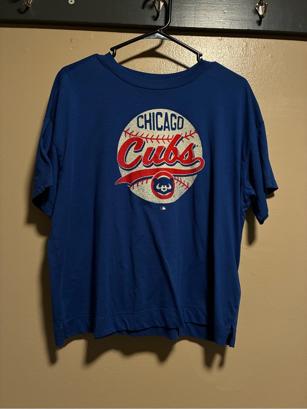 Genuine Merchandise Royal Blue Chicago Cubs Graphic Tee with Red & White Logo